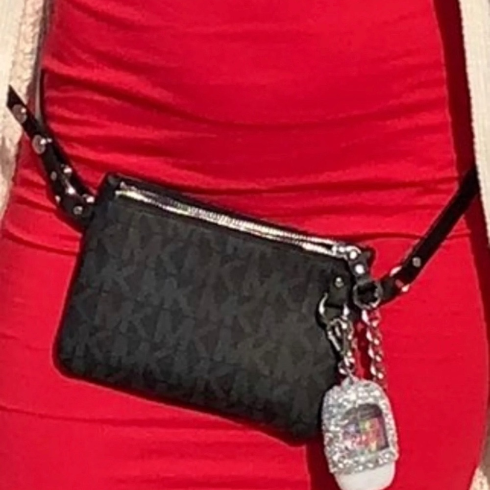 Michael Kors Women's Waist Band Bag / Crossbody
